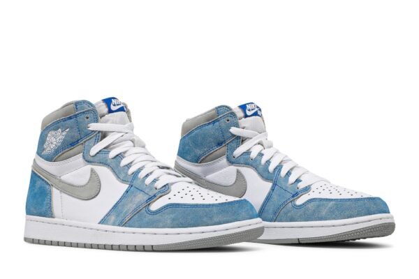 Air Jordan 1 Retro High OG Hyper Royal - Image 6