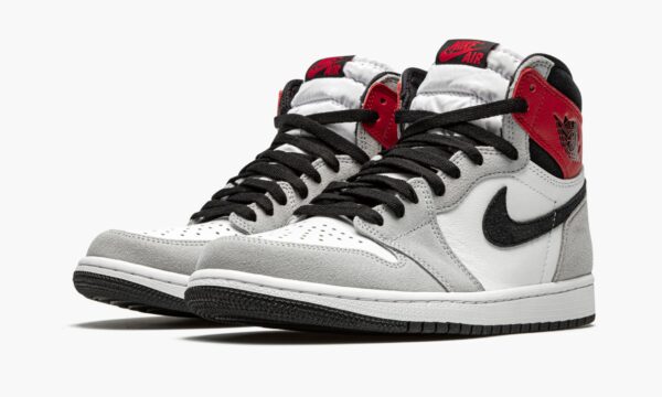 Air Jordan 1 Retro High OG “Light Smoke Grey” - Image 3