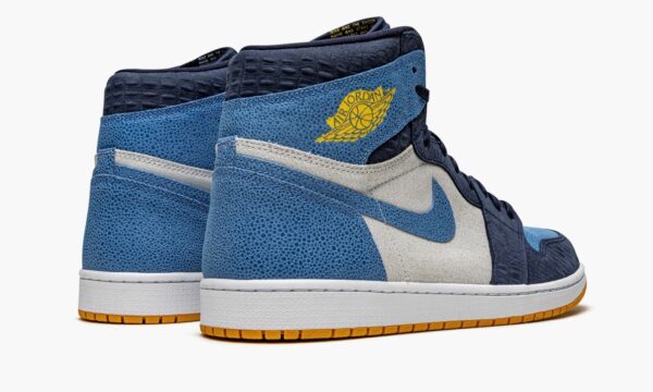 Air Jordan 1 Retro High OG “Marquette PE” - Image 4