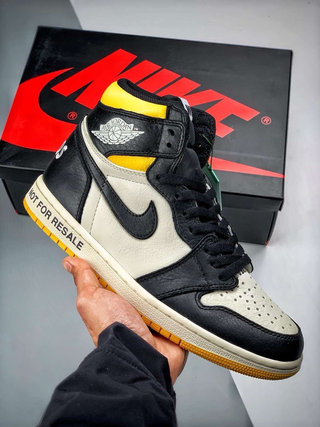 Air Jordan 1 Retro High OG Not For Resale Sail/Black-Varsity Maize 861428-107