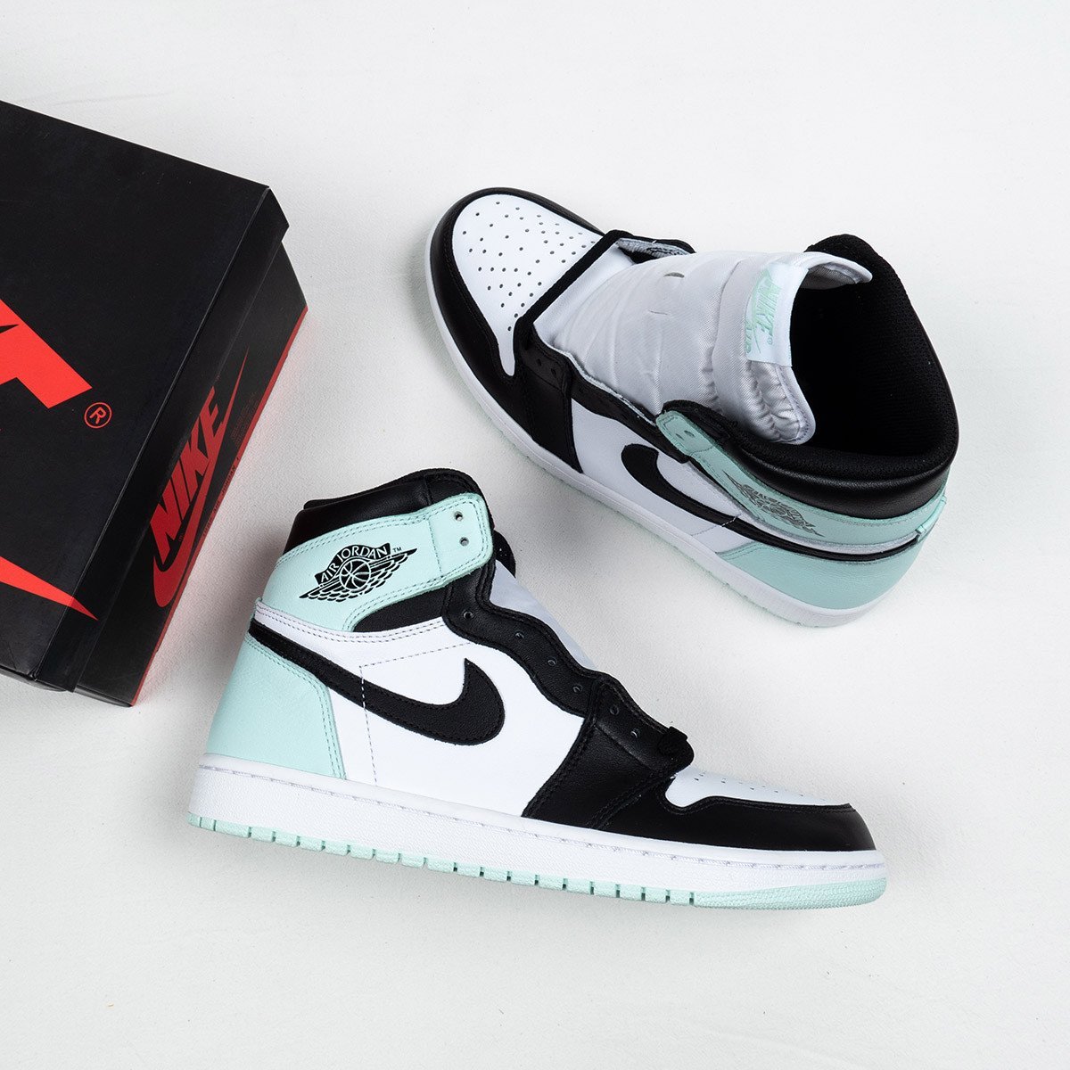 Air Jordan 1 Retro High OG NRG White/Igloo-Black