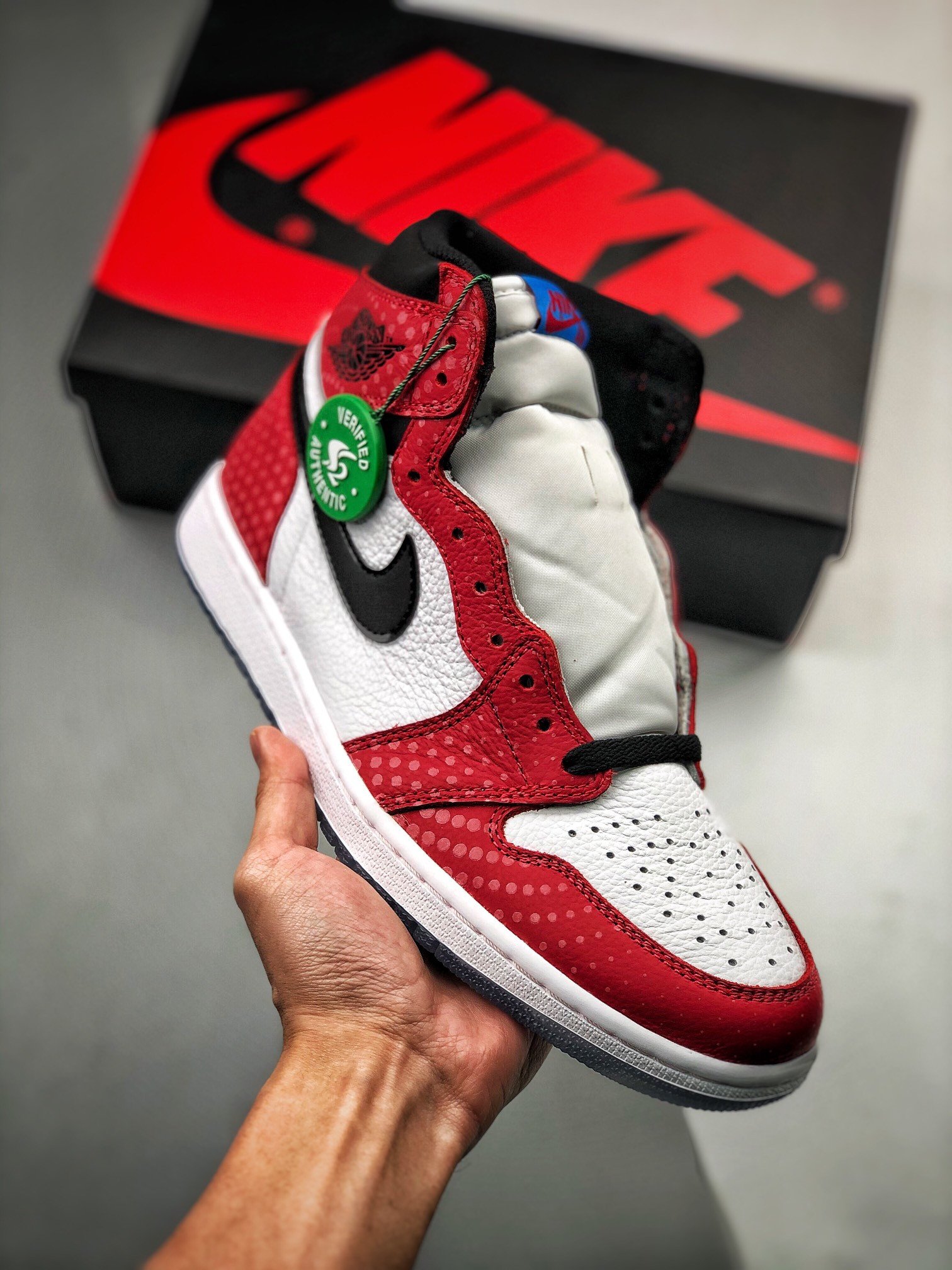 Air Jordan 1 Retro High OG Origin Story Gym Red/Black-White-Photo Blue 555088-602