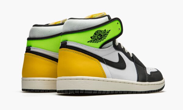 Air Jordan 1 Retro High OG Volt Gold - Image 4
