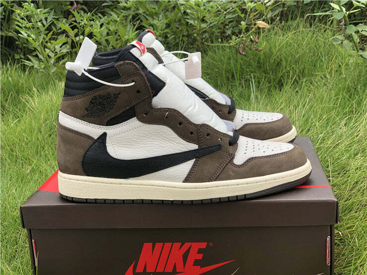 Air Jordan 1 Retro High Travis Scott