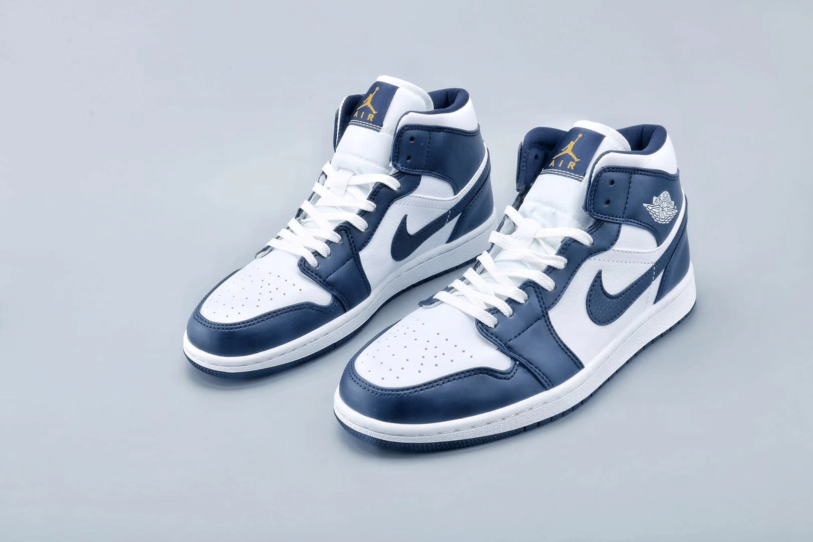 Air Jordan 1 Retro "Mid" Blue Men's Shoes
