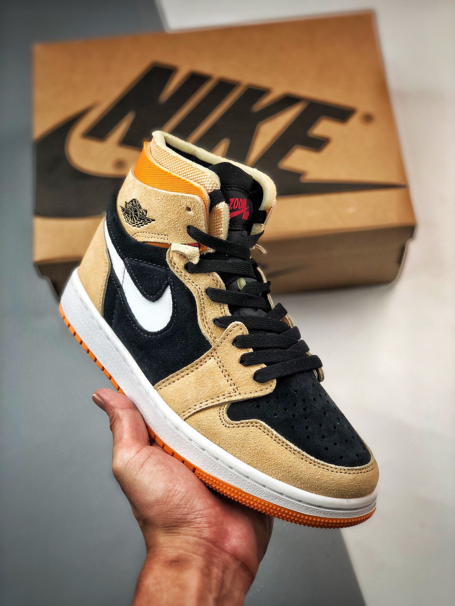 Air Jordan 1 Zoom CMFT Pumpkin Spice CT0978-200