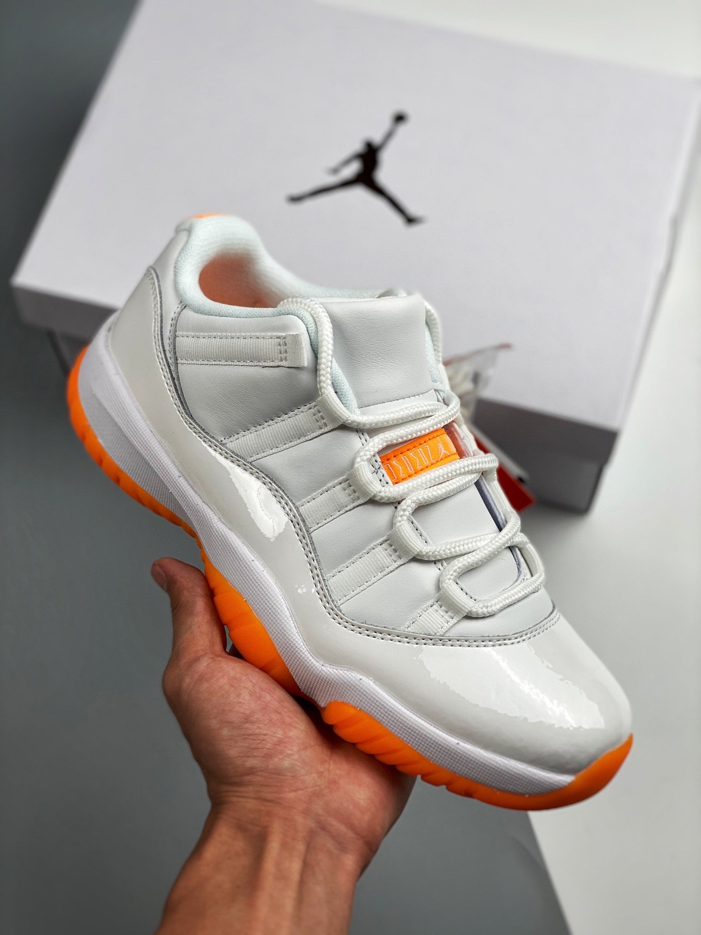 Air Jordan 11 Low White/Bright Citrus AH7860-139