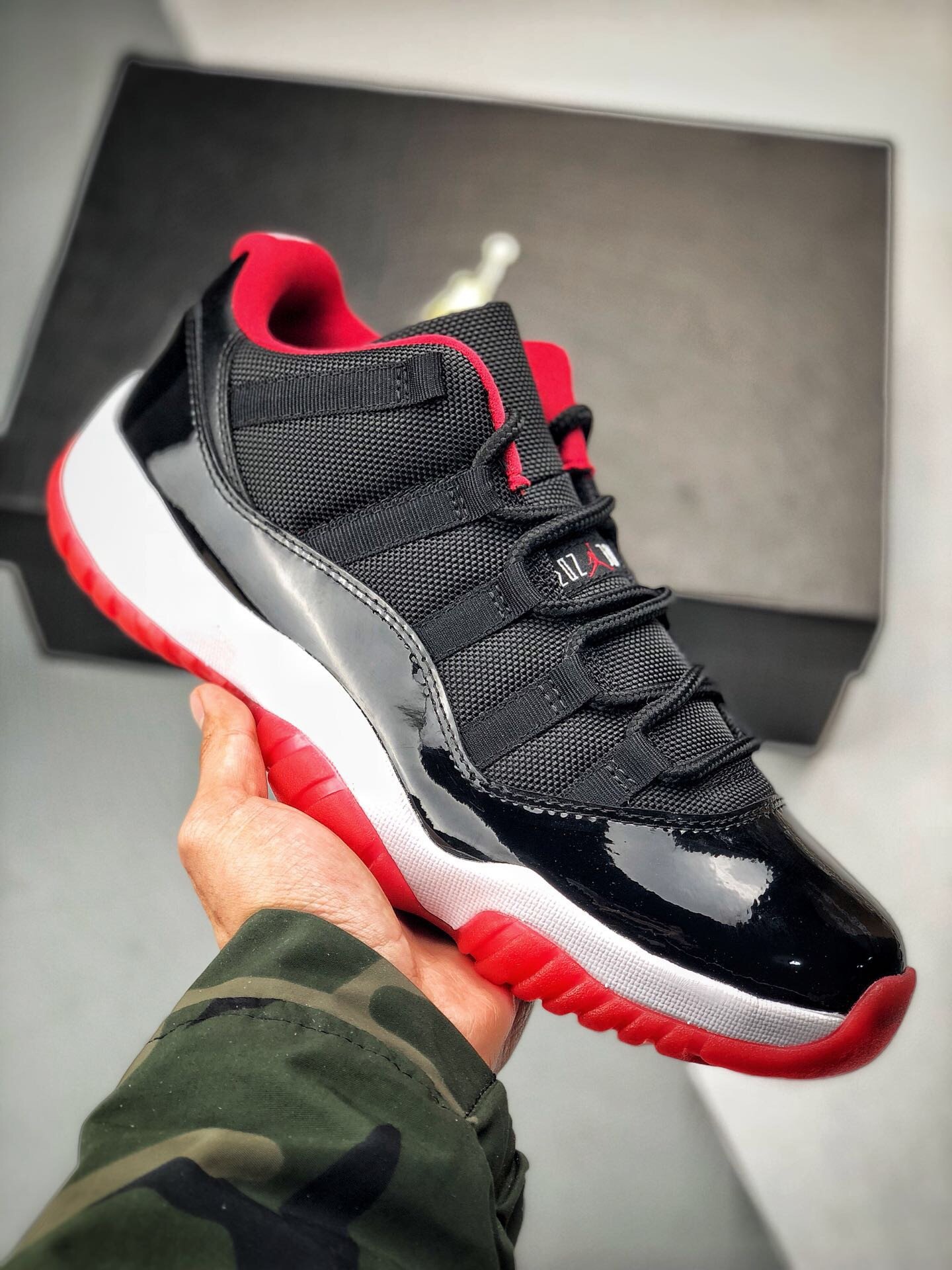 Air Jordan 11 Retro Low 'Bred' Black/True Red-White