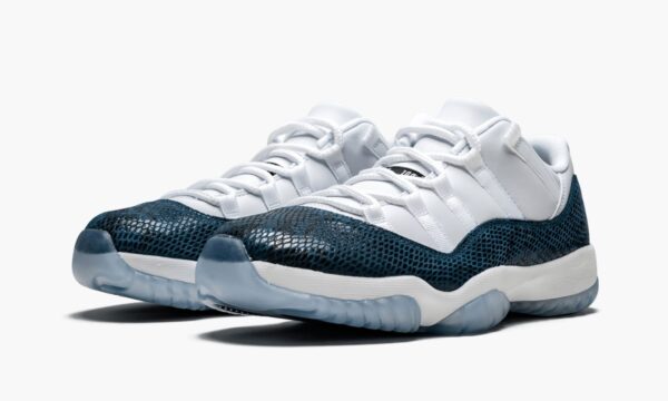 Air Jordan 11 Retro Low LE Blue Snakeskin - Image 3