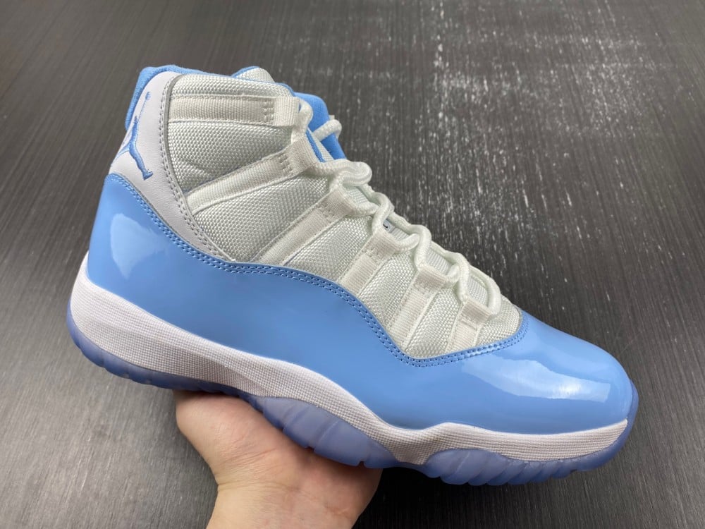 Air Jordan 11 UNC CT8012-141
