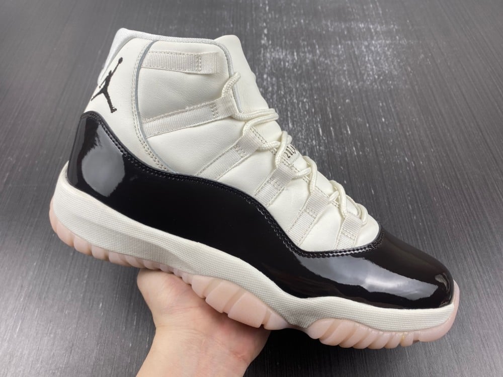 Air Jordan 11 WMNS "Neapolitan" AR0715-101 - 