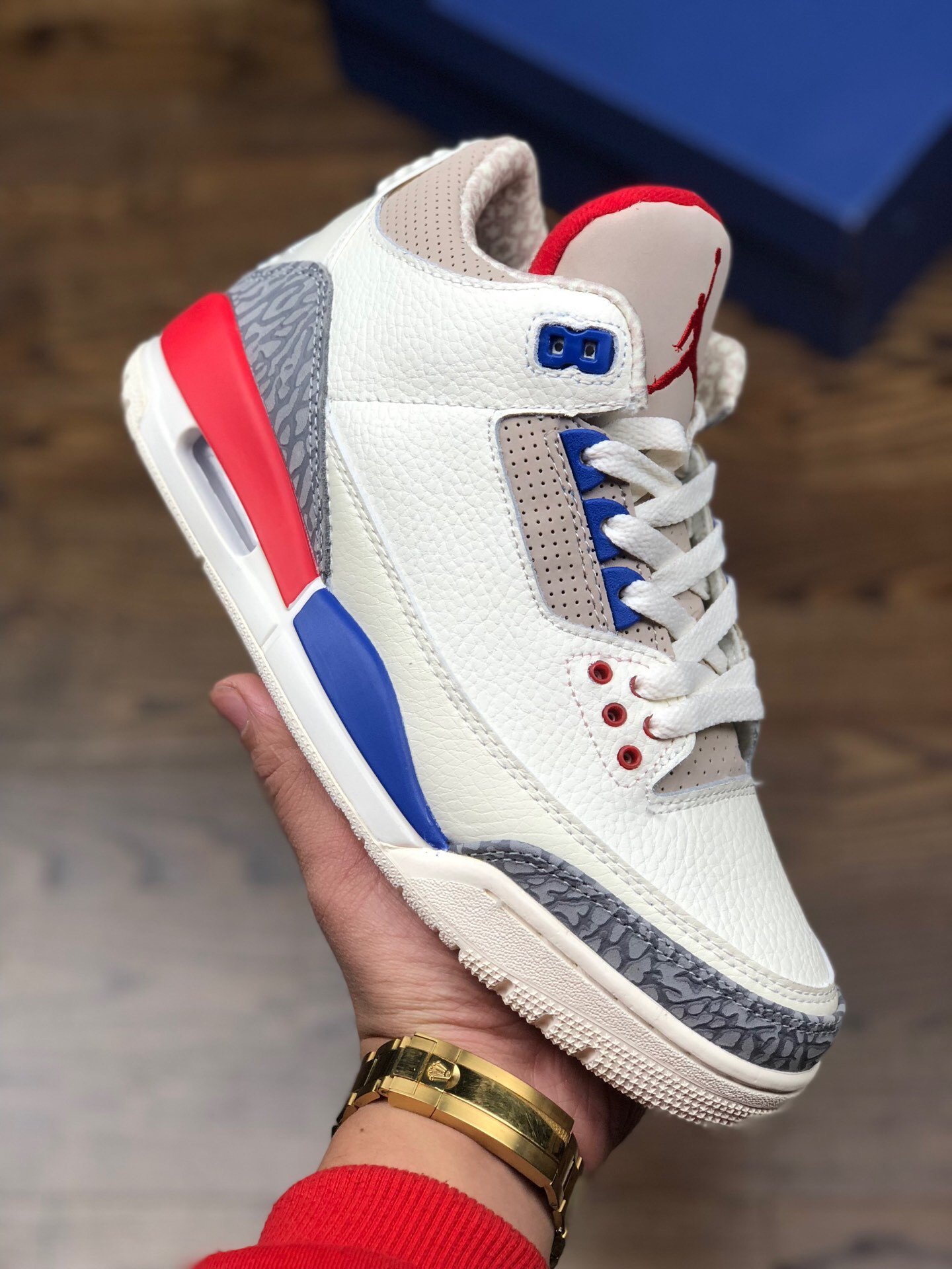 Air Jordan 3 International Flight 136064-140