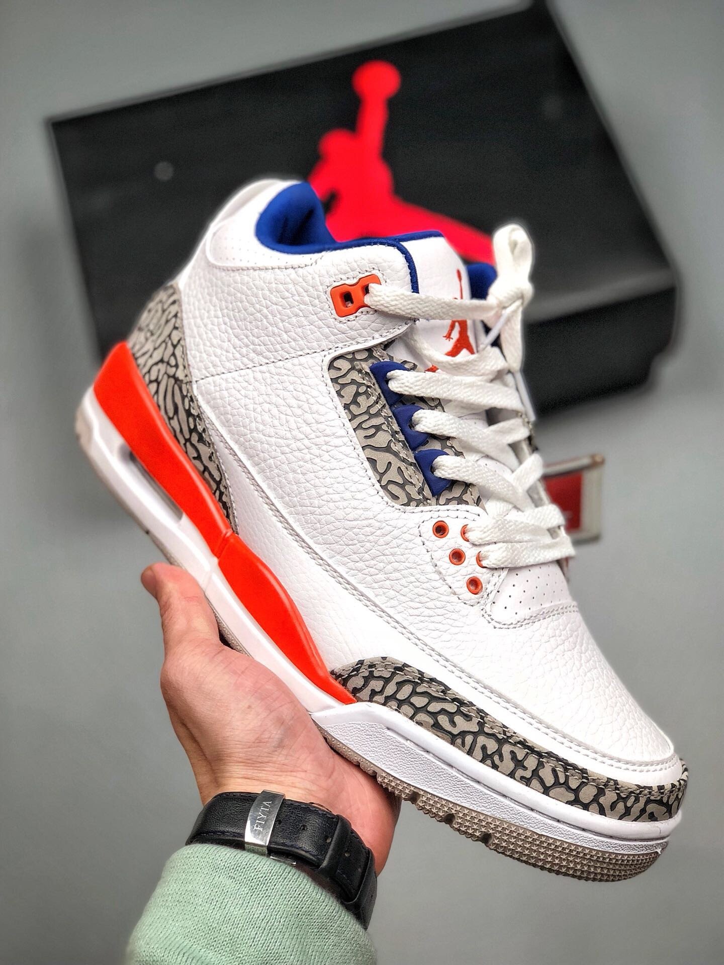 Air Jordan 3 Knicks White/Old Royal-University Orange-Tech Grey 136064-148