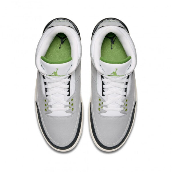 Air Jordan 3 Retro Chlorophyll - Image 4