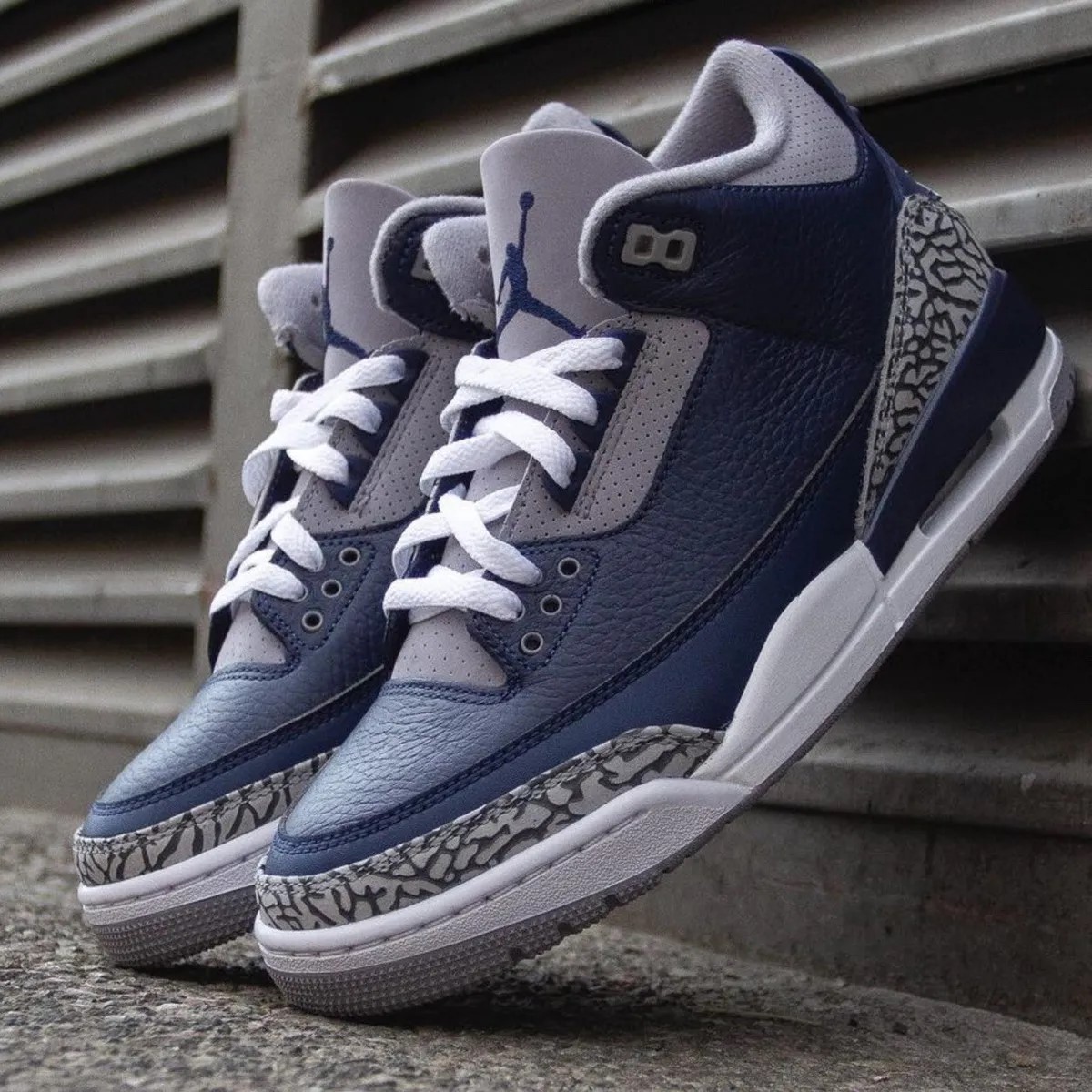 Air Jordan 3 Retro 'Georgetown' CT8532-401