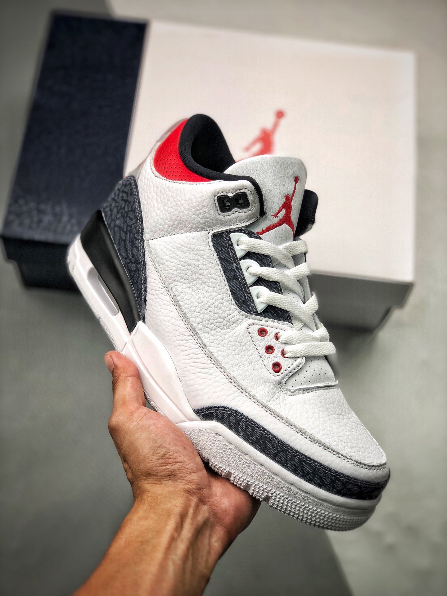 Air Jordan 3 SE DNM Fire Red CZ6431-100