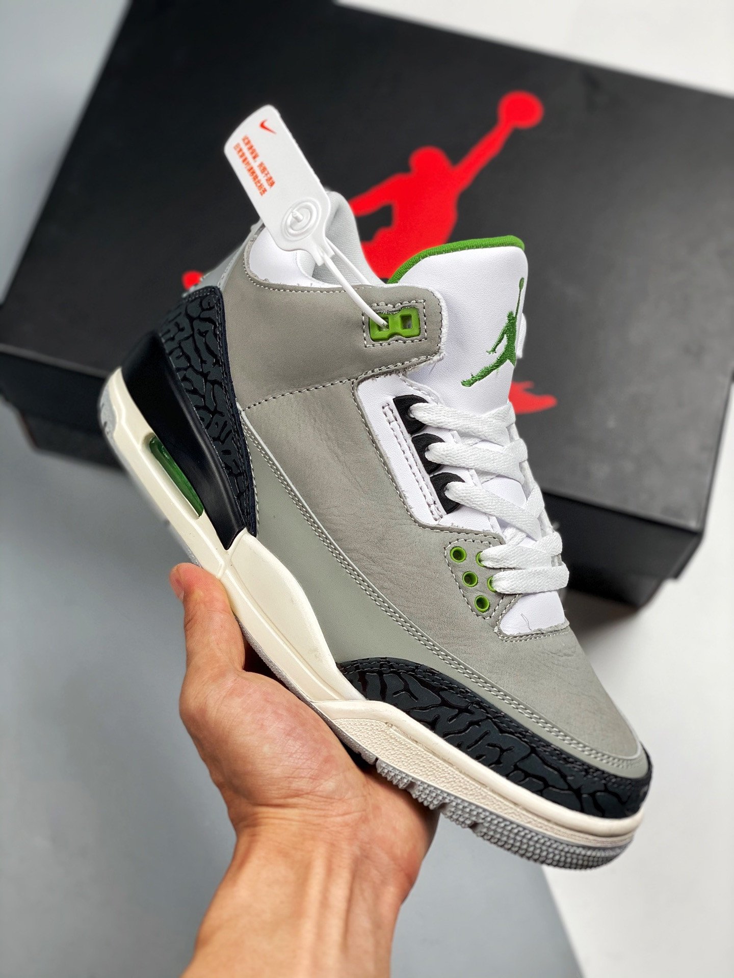 Air Jordan 3 Tinker Chlorophyll 136064-006