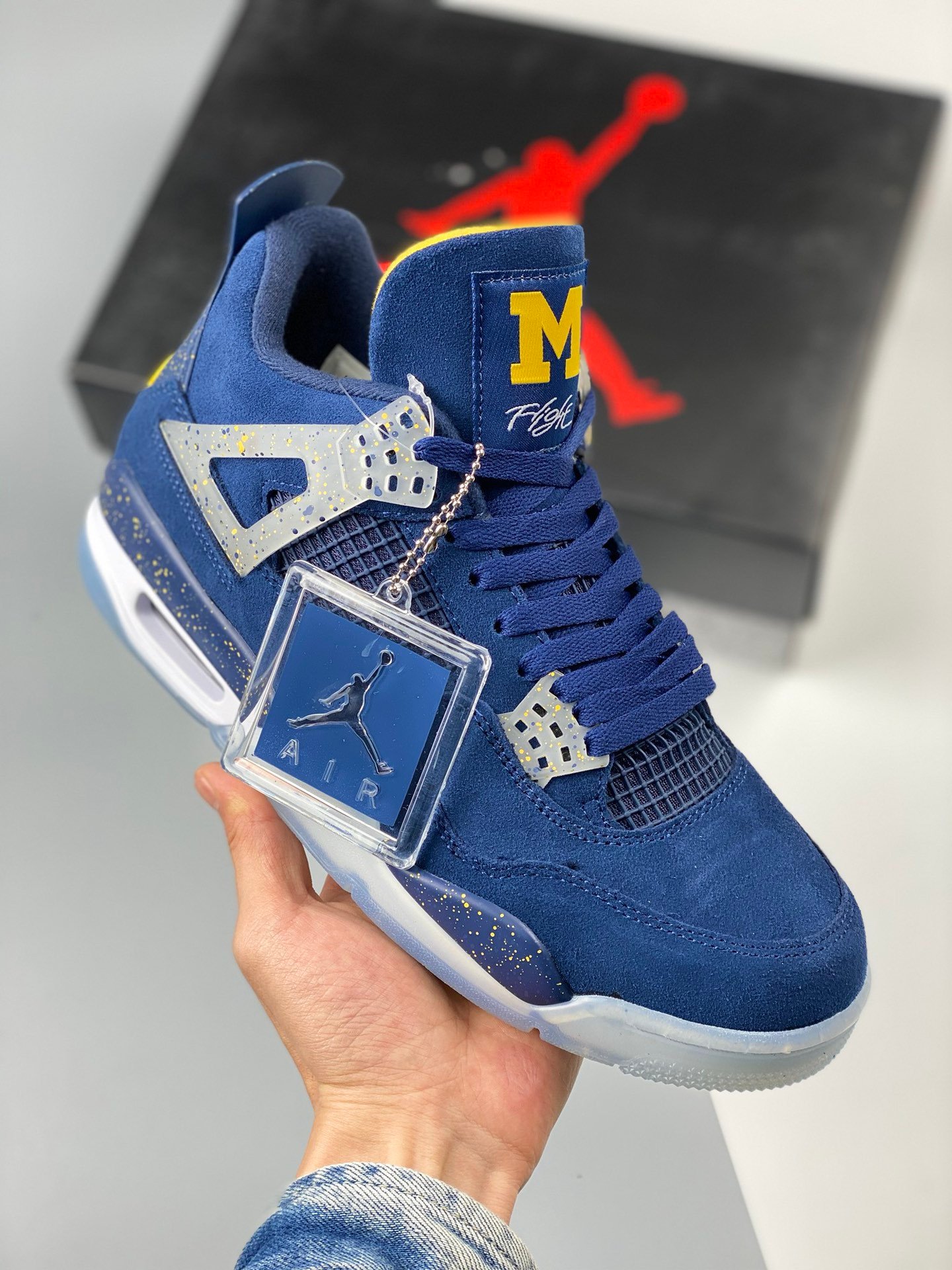 Air Jordan 4 Michigan Wolverines PE