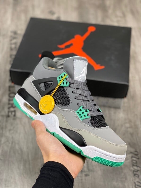 Air Jordan 4 Retro Dark Grey/Green Glow-Black 308497-033