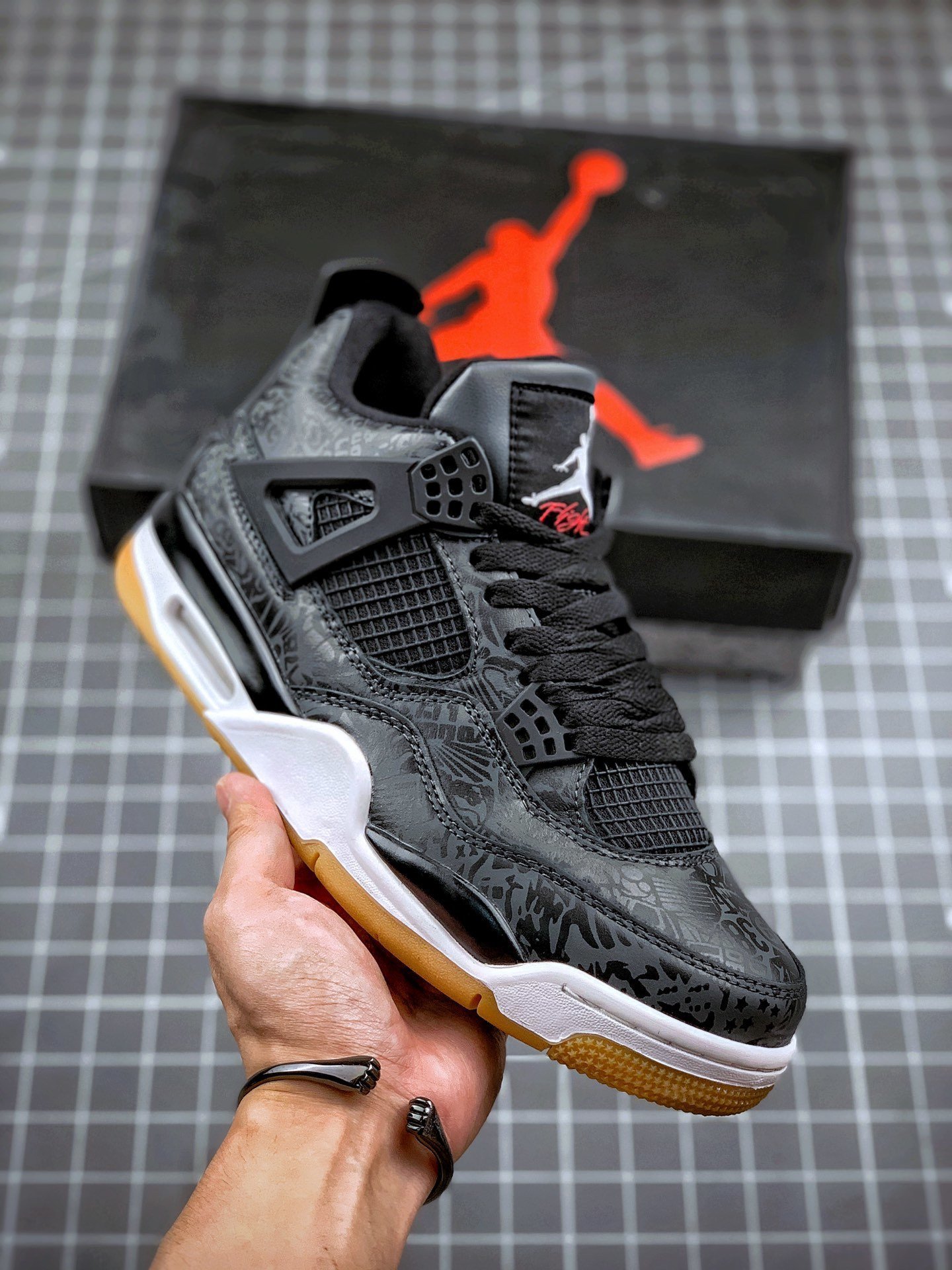 Air Jordan 4 SE Laser Black Gum CI1184-001