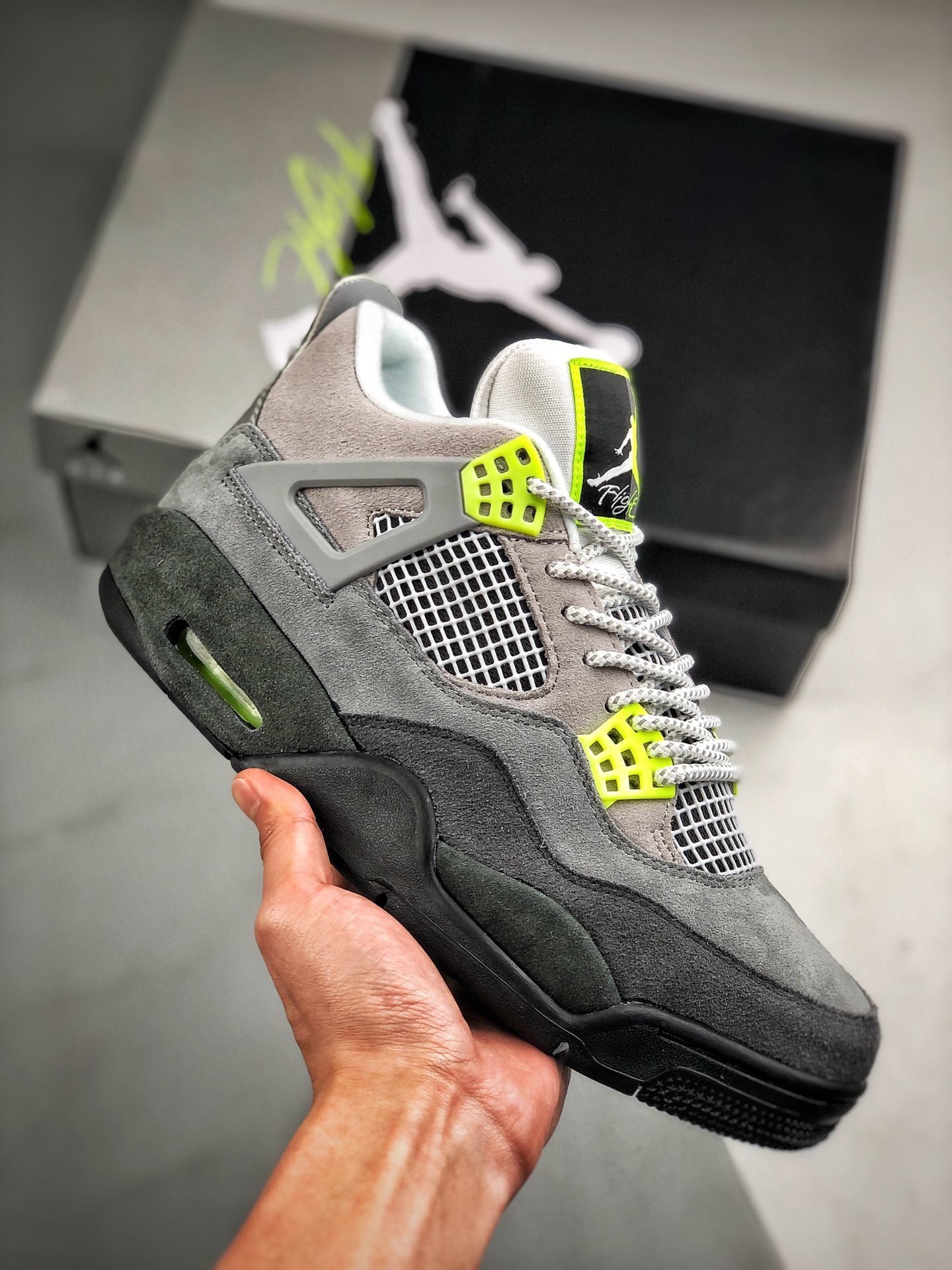 Air Jordan 4 SE Neon Air Max 95 Cool Grey/Volt-Wolf Grey-Black CT5342-007