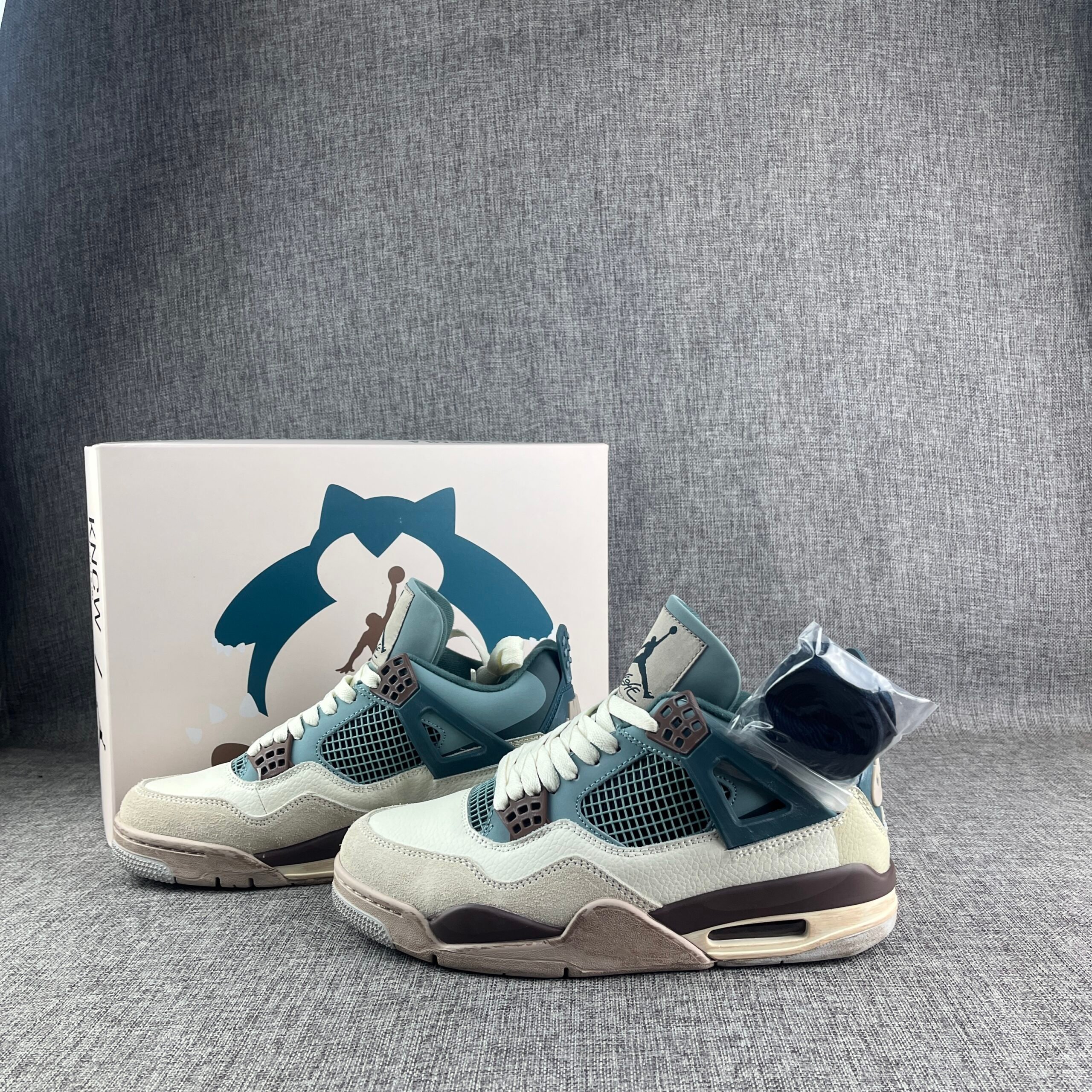 Air Jordan 4 Snorlax