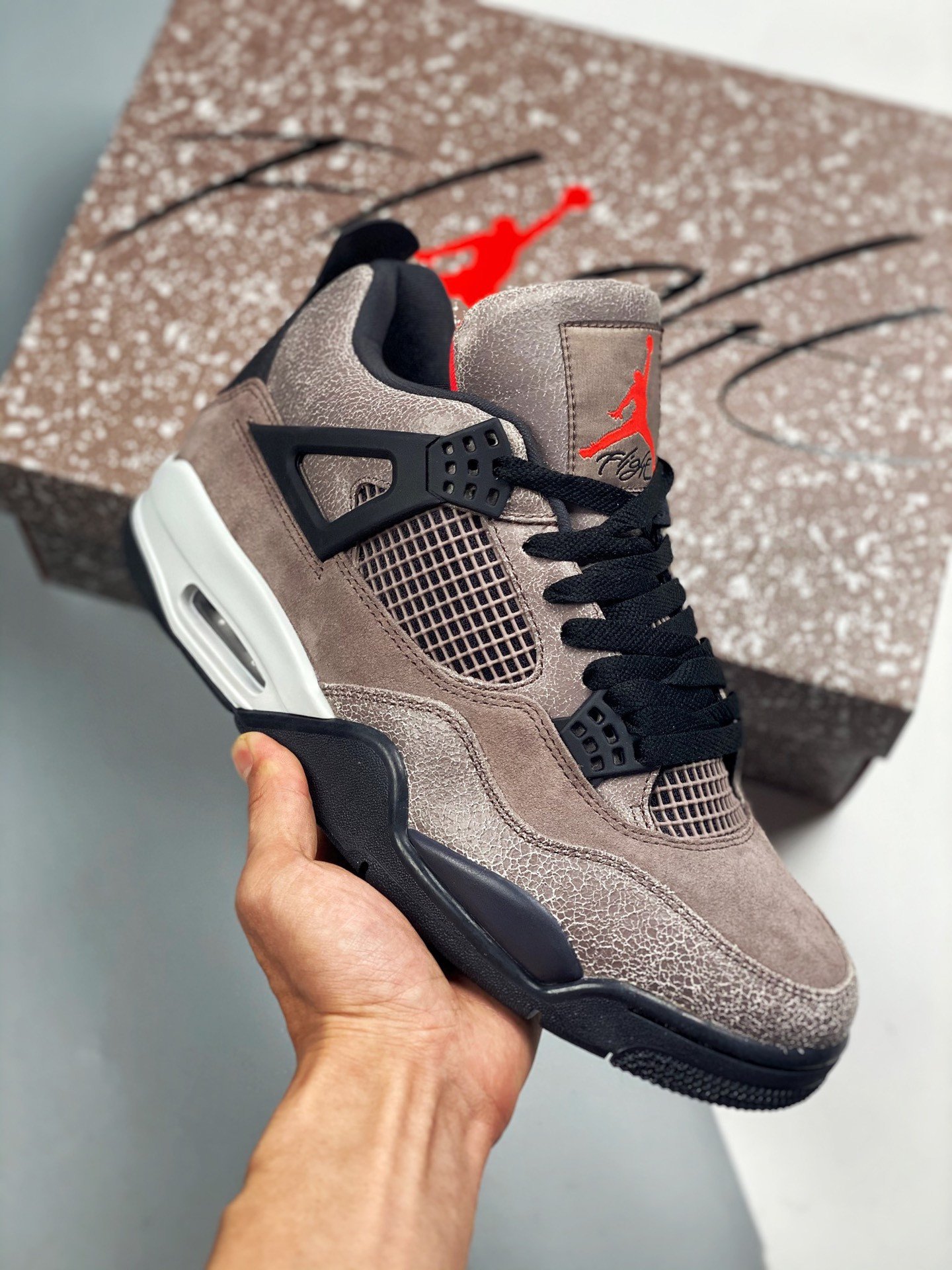 Air Jordan 4 Taupe Haze/Oil Grey-Off White-Infrared 23 DB0732-200