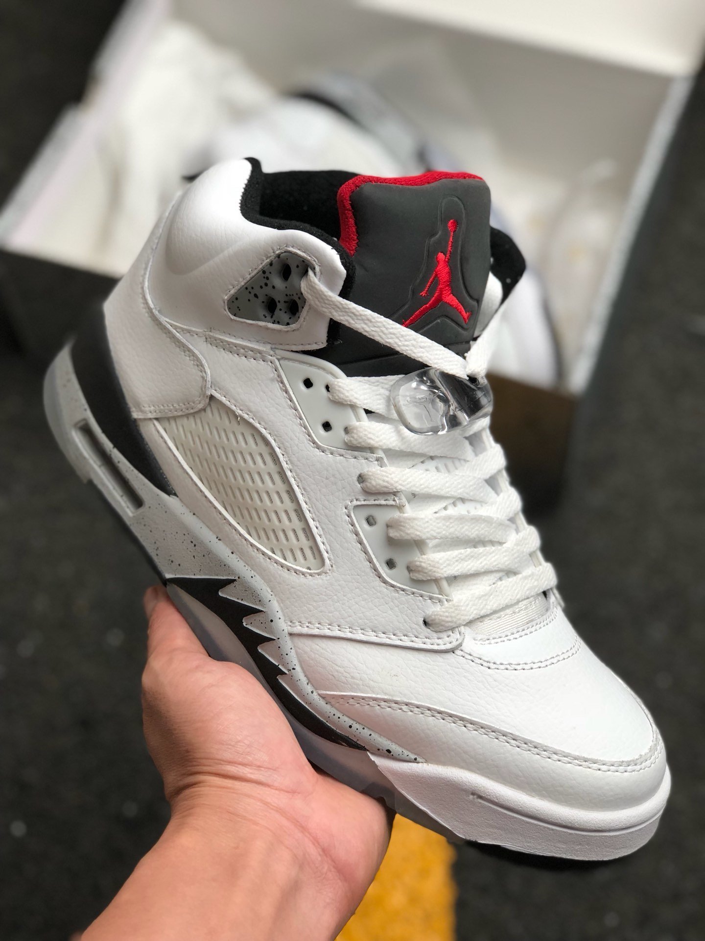 Air Jordan 5 White Cement 136027-104