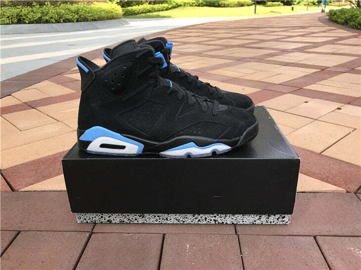 Air Jordan 6 Retro UNC