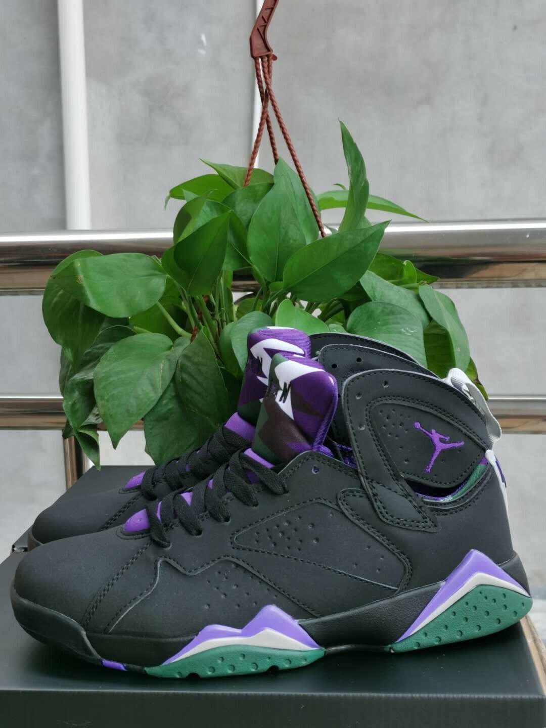 Air Jordan 7 Retro Ray Allen Bucks 304775-053 Men size 7 - 12 US