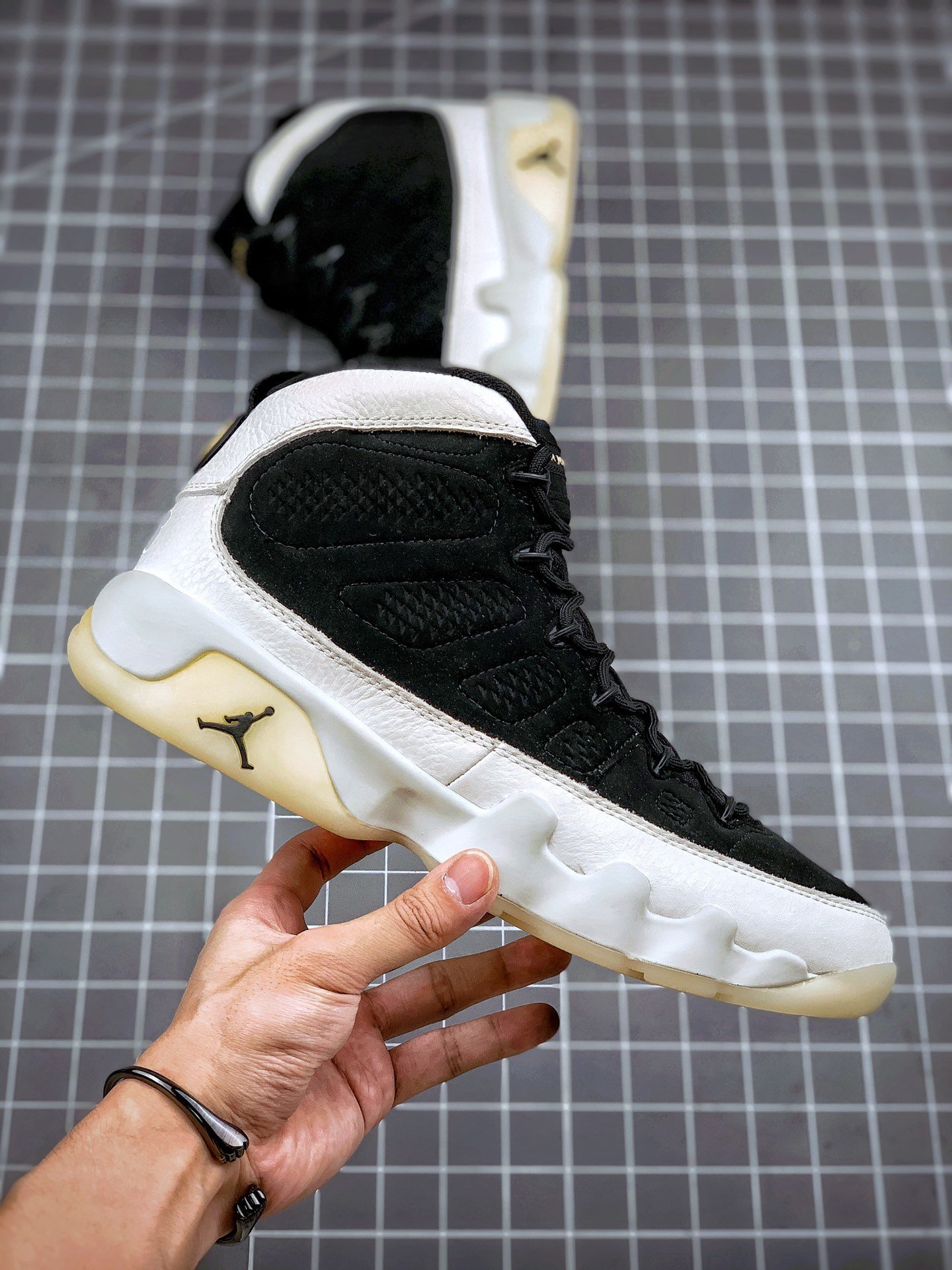 Air Jordan 9 LA All-Star Black/Summit White-Black-Metallic Gold 302370-021