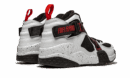 Air Raid "White / Black / Red"