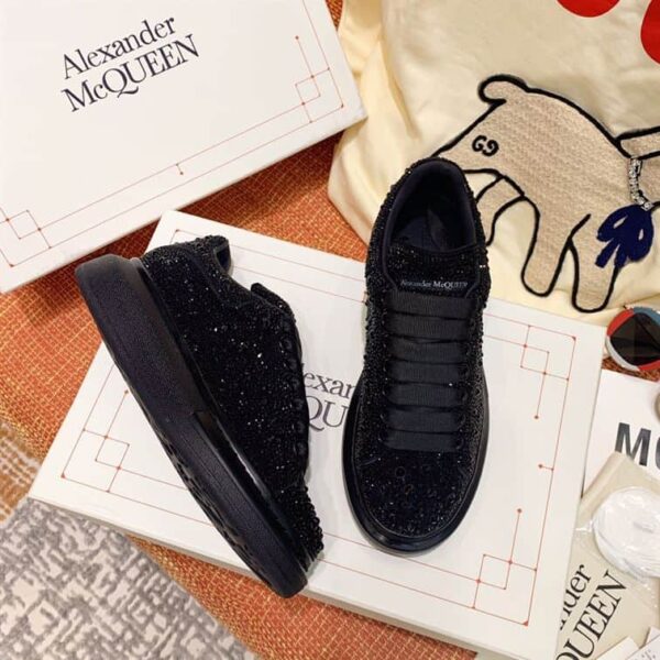 Alexander McQueen Oversized Sneaker in Black EU35 - EU45 - Image 5