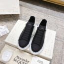 Alexander McQueen Oversized Sneaker in Black/white EU35 - EU45