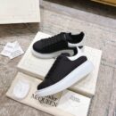 Alexander McQueen Oversized Sneaker in Black/white EU35 - EU45