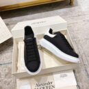 Alexander McQueen Oversized Sneaker in Black/white EU35 - EU45