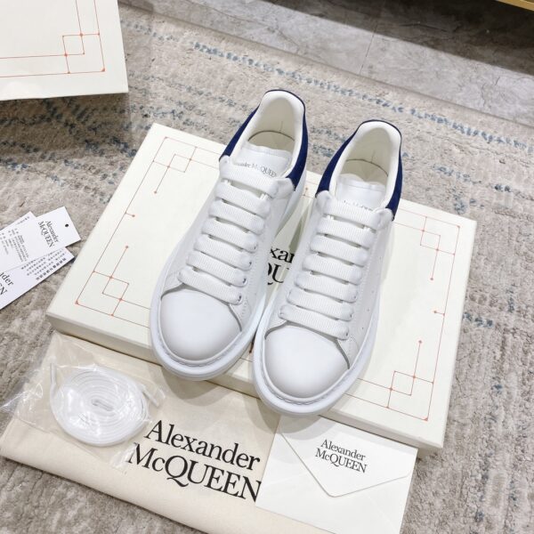 Alexander McQueen Oversized Sneaker in White/paris Blue EU35 - EU45 - Image 7