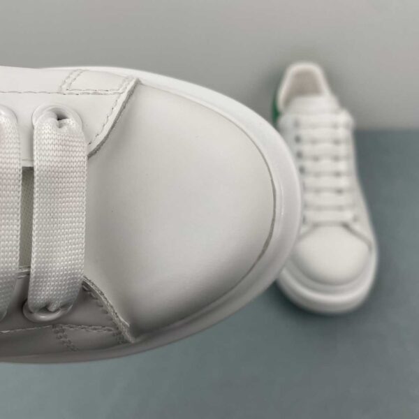 Alexander McQueen Oversized Sneaker Lake Blue - Image 8