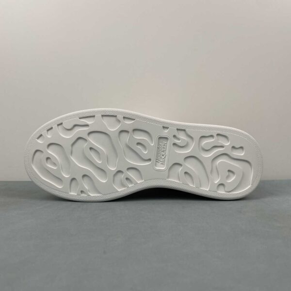 Alexander McQueen White and Red Trainers - Image 7