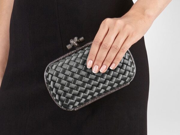 Bottega Veneta Knot Clutch In Boucher Intreccio Green - Image 10