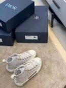 Christian Dior B23 Oblique SneakersHigh-Top Sneaker Spring /Summer Collection White