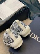 Christian Dior B23 Oblique SneakersLow-Top Sneaker Spring/Summer Collection White/Navy Blue