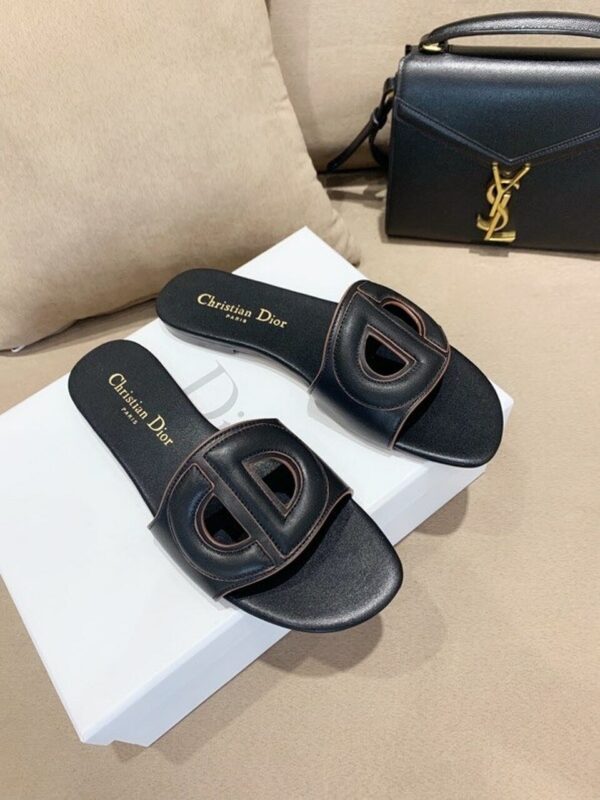 Christian Dior CD Logo SandalsSpring /Summer 2020 Collection, Black - Image 3