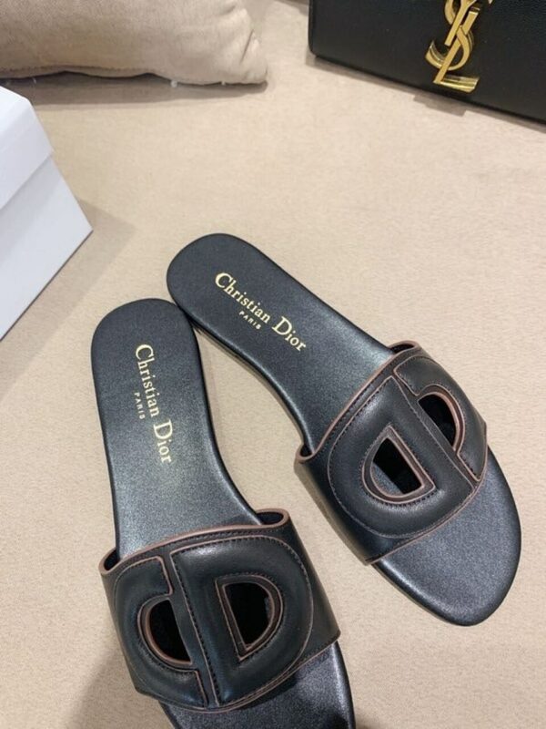 Christian Dior CD Logo SandalsSpring /Summer 2020 Collection, Black - Image 5