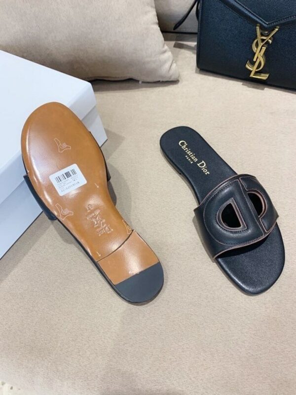 Christian Dior CD Logo SandalsSpring /Summer 2020 Collection, Black - Image 7
