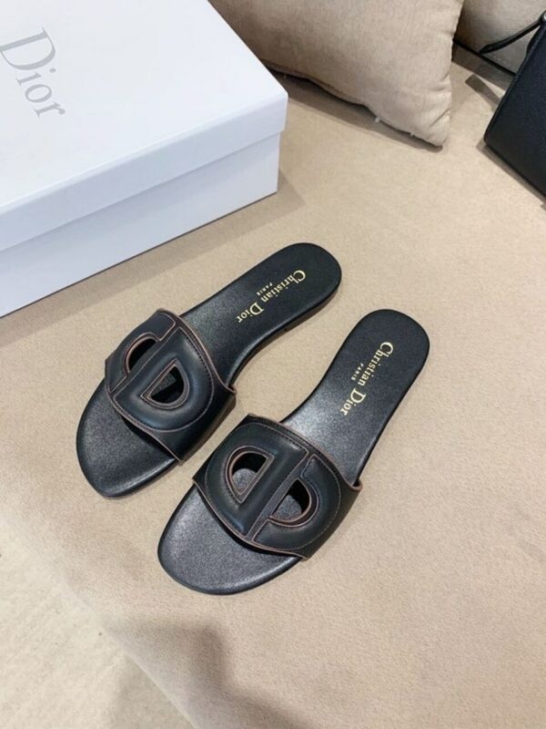 Christian Dior CD Logo SandalsSpring /Summer 2020 Collection, Black - Image 9