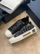 Christian Dior Crystal B23 Oblique SneakersLow-Top Sneaker Spring/Summer Collection Black