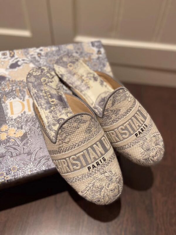 Christian Dior Dior Off Mule Slippers Embroidered CottonSpring /Summer 2020 Collection, Grey /Ecru