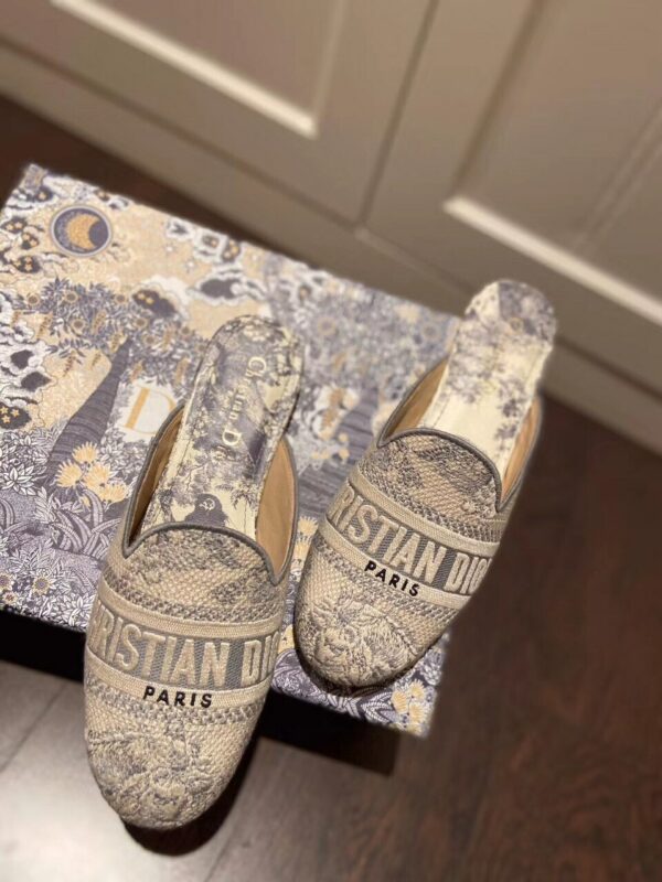 Christian Dior Dior Off Mule Slippers Embroidered CottonSpring /Summer 2020 Collection, Grey /Ecru - Image 3