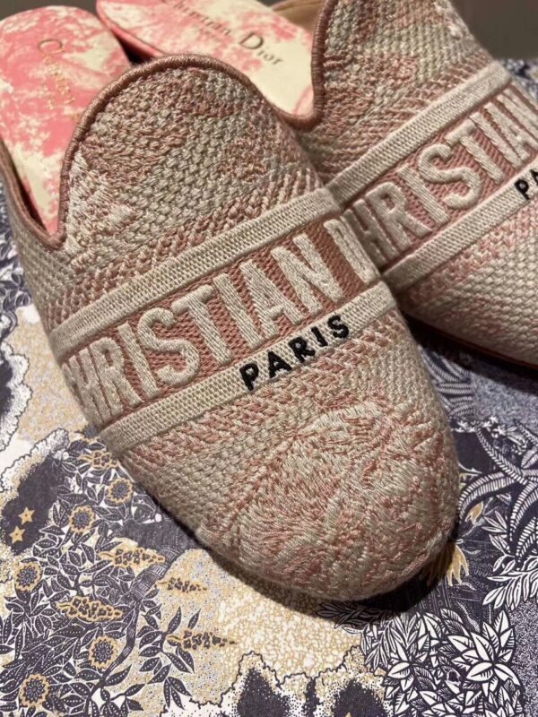 Christian Dior Dior Off Mule Slippers Embroidered CottonSpring /Summer 2020 Collection, Pink /Ecru - Image 7
